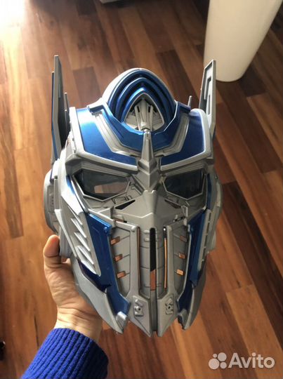 Шлем Оптимс Прайм