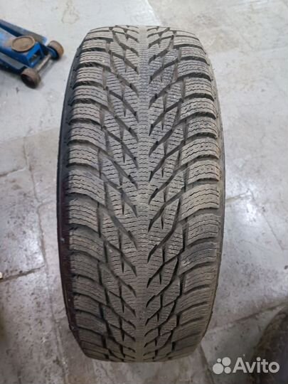 Nokian Tyres Hakkapeliitta R3 SUV 235/65 R17