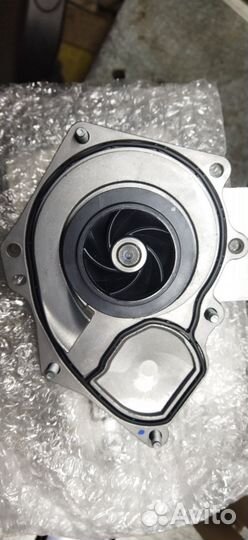 Помпа vag 06l121012a