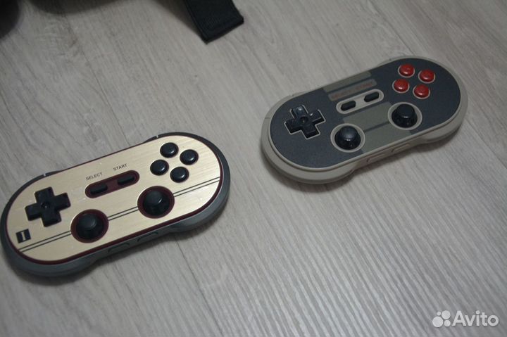 Игровая ретро консоль