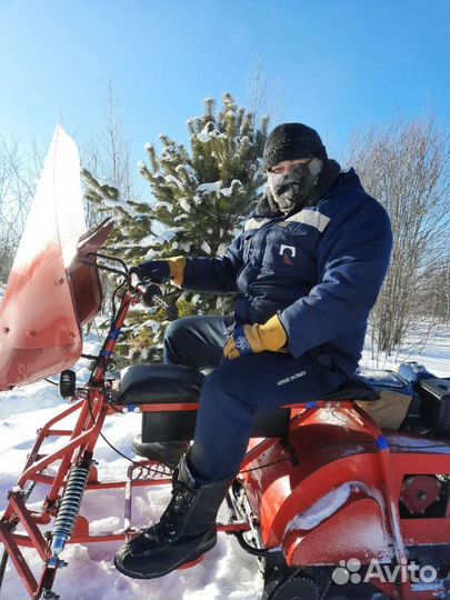 Мотобуксировщик с лыжным модулем