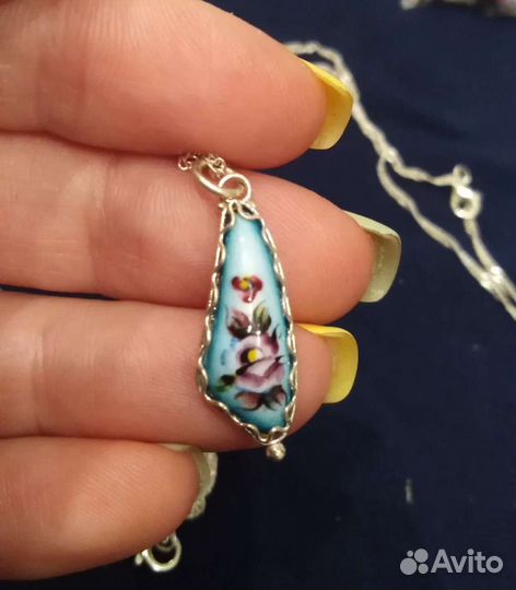 Кулоны эмаль