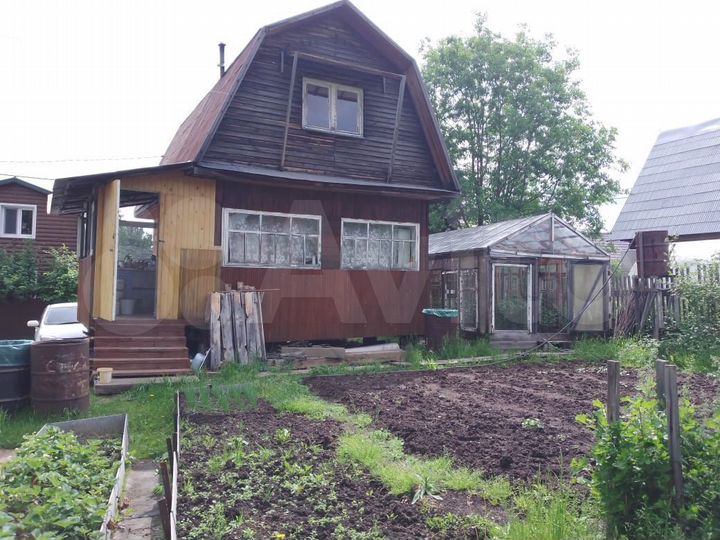 Дача 40 м² на участке 4 сот.