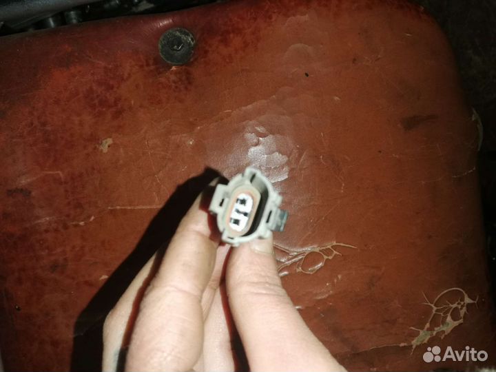 Замок капота Джили Эмгранд EC-7