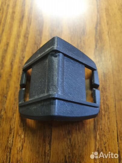 Уголок защитный пластиковый для стреп-лент