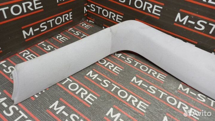 Обшивка двери багажника Mercedes-Benz E-Class W211