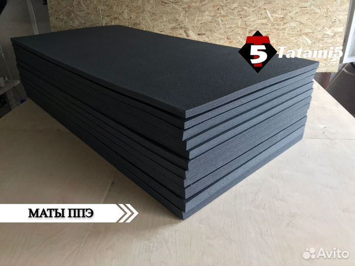 Боксерский ринг на помосте размером 5 х 5м с боевой зоной 4 х 4 м помост 0,5 м