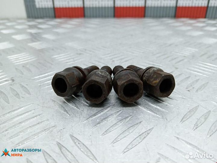 Болт колесный Peugeot 308 T7 2009 701601139B