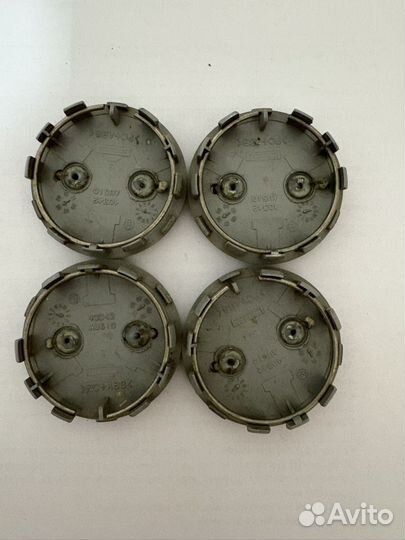 Колпачки литого диска Nissan