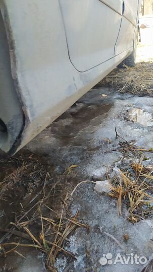 Порог правый Пежо 308 SW черный