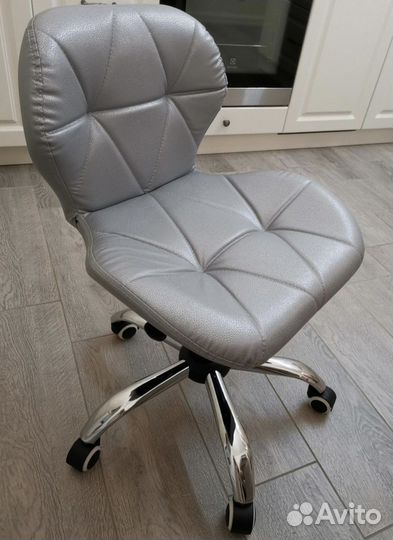 Стул мастера ракушка новый