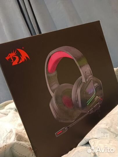Игровые наушники