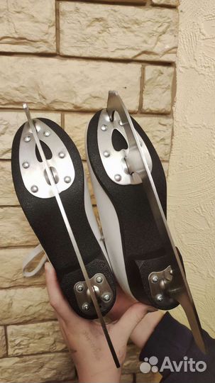 Коньки фигурные