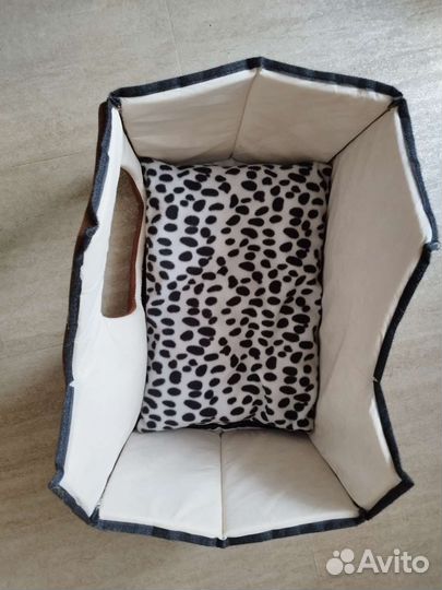 Домик для маленькой собаки