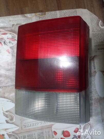 Фонарь задний левый ауди 80