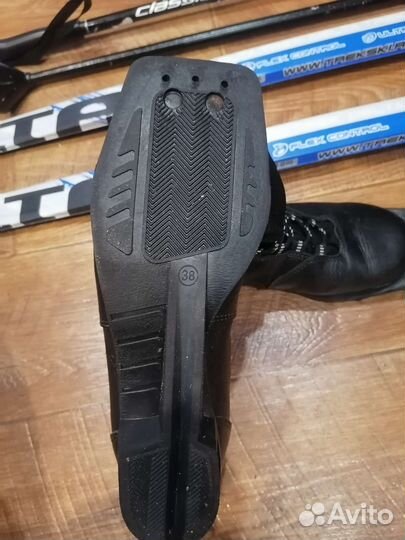 Ботинки лыжные