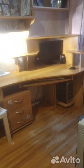 Компьютерный столик бу