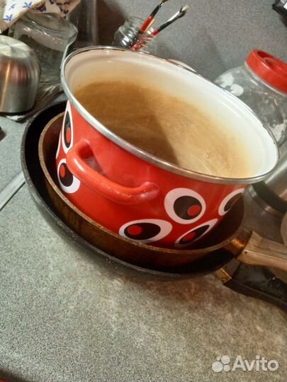 2 сковороды и кастрюля бу