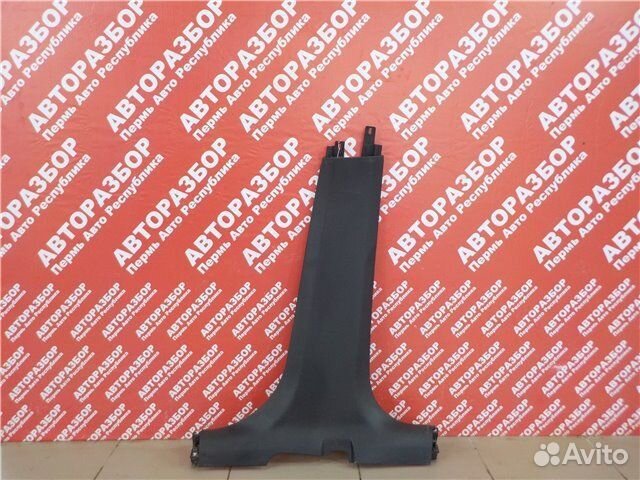 Накладка средней стойки правая LADA Vesta GFL110