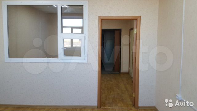 Офисное помещение, помещения под склад и торговлю