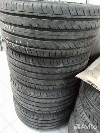 R21 Sunfull SF-888 295/35, PCD 5x130 DIA 71.6