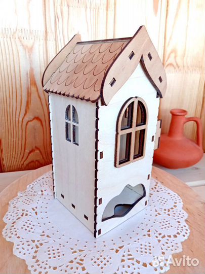 Чайный домик с балконом для карамелек