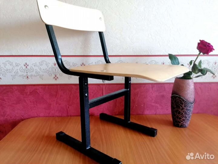 Детский растущий стул бу