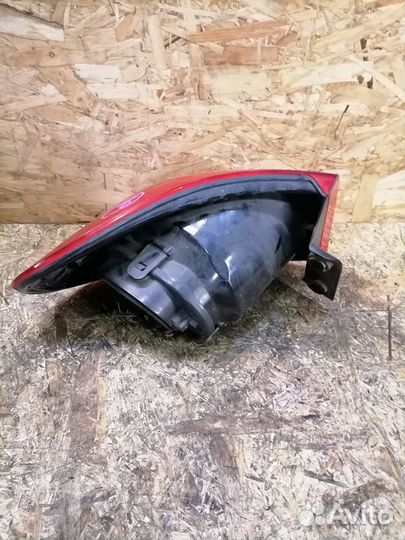 Фонарь правый Volkswagen Tiguan NF