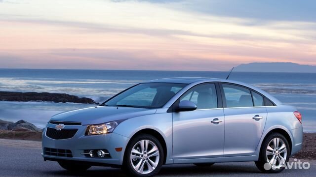 Лобовое стекло на Шевроле Круз