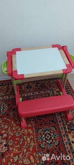 Детский столик
