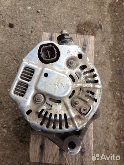 Генератор на Honda CR-V