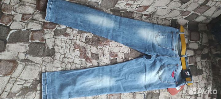 Джинсы скинни