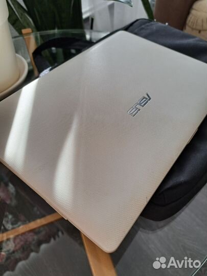 Нетбук asus eee pc