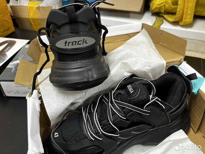 Balenciaga Track Black