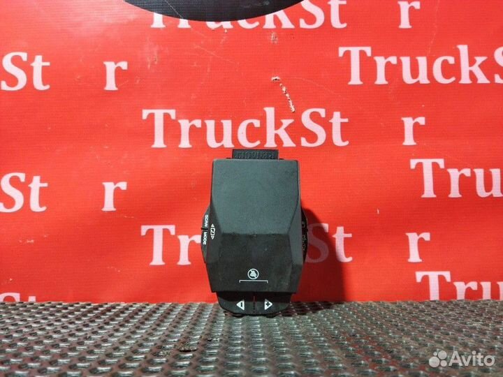 Рулевой переключатель аудиосистемы Renault T