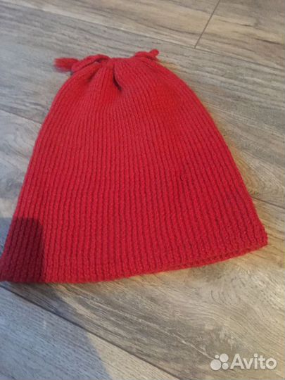 Детские шерстяные шапочки