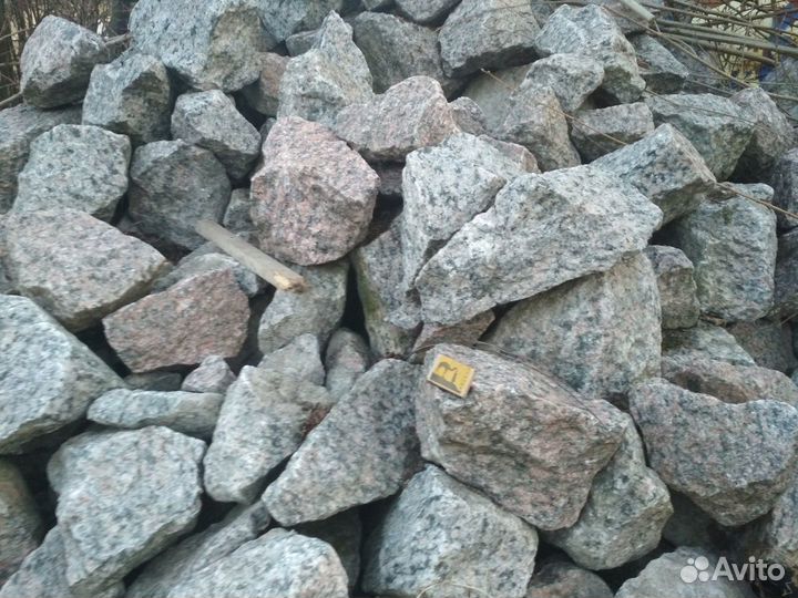 Гранитный бут крупный