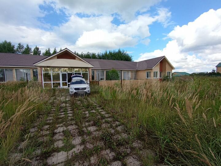 Здание, 355 м²