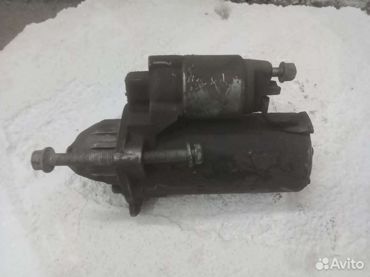 Стартер Jeep grand Cherokee wk2,2012