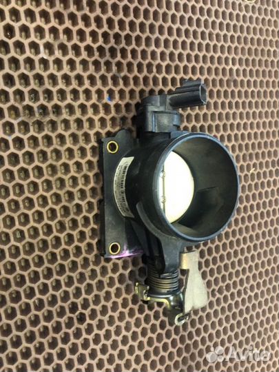 Дросельная заслонка Mazda 3 BK LF17 2002-2009