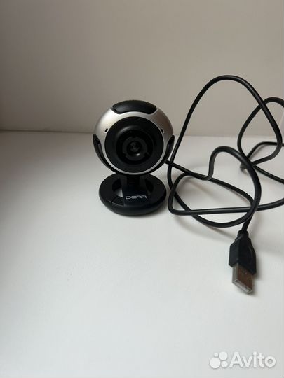 Веб-камера denn