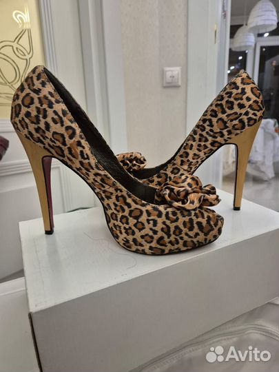 Туфли женские 39 размер