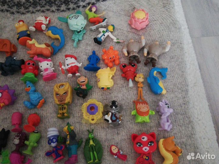 Игрушки из Киндеров