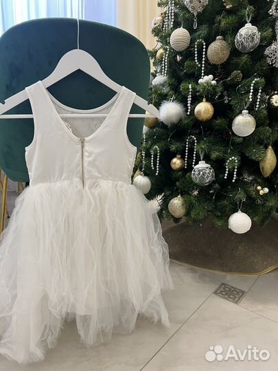 Платье праздничное для девочки 122-128