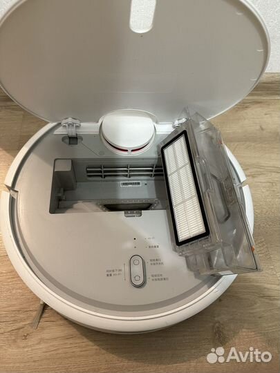 Робот пылесос Xiaomi Vacuum Cleaner (sdjqr01RR)