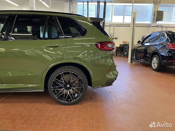 Кованные диски BMW X5/6/7 818 М стиль R22