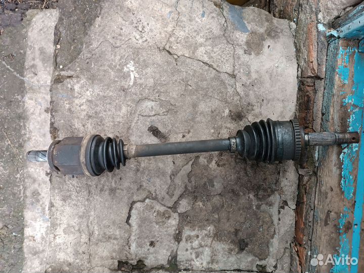 Привод Nissan Primera P12 правый и маховик 1.6