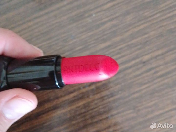 Помада Ardecco