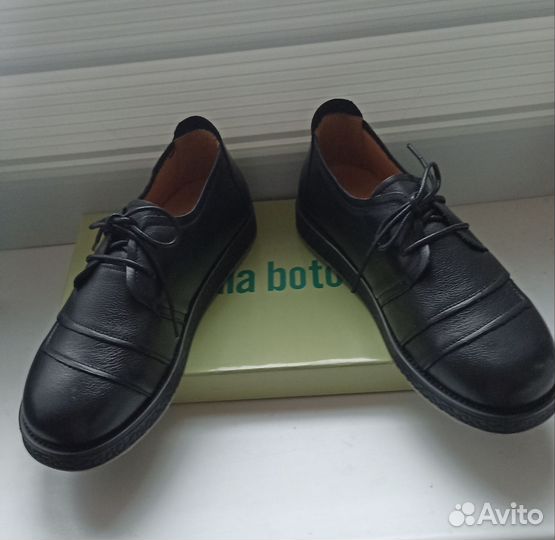 Туфли женские (кожаные)