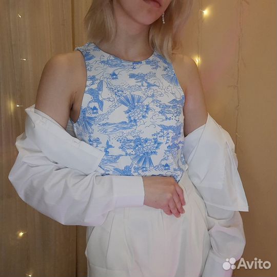 Боди bershka бело-голубой новый